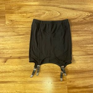 NWT Widow Dollskill garter mini skirt